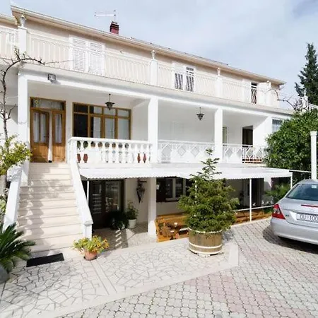 Apartment Nikol Trpanj